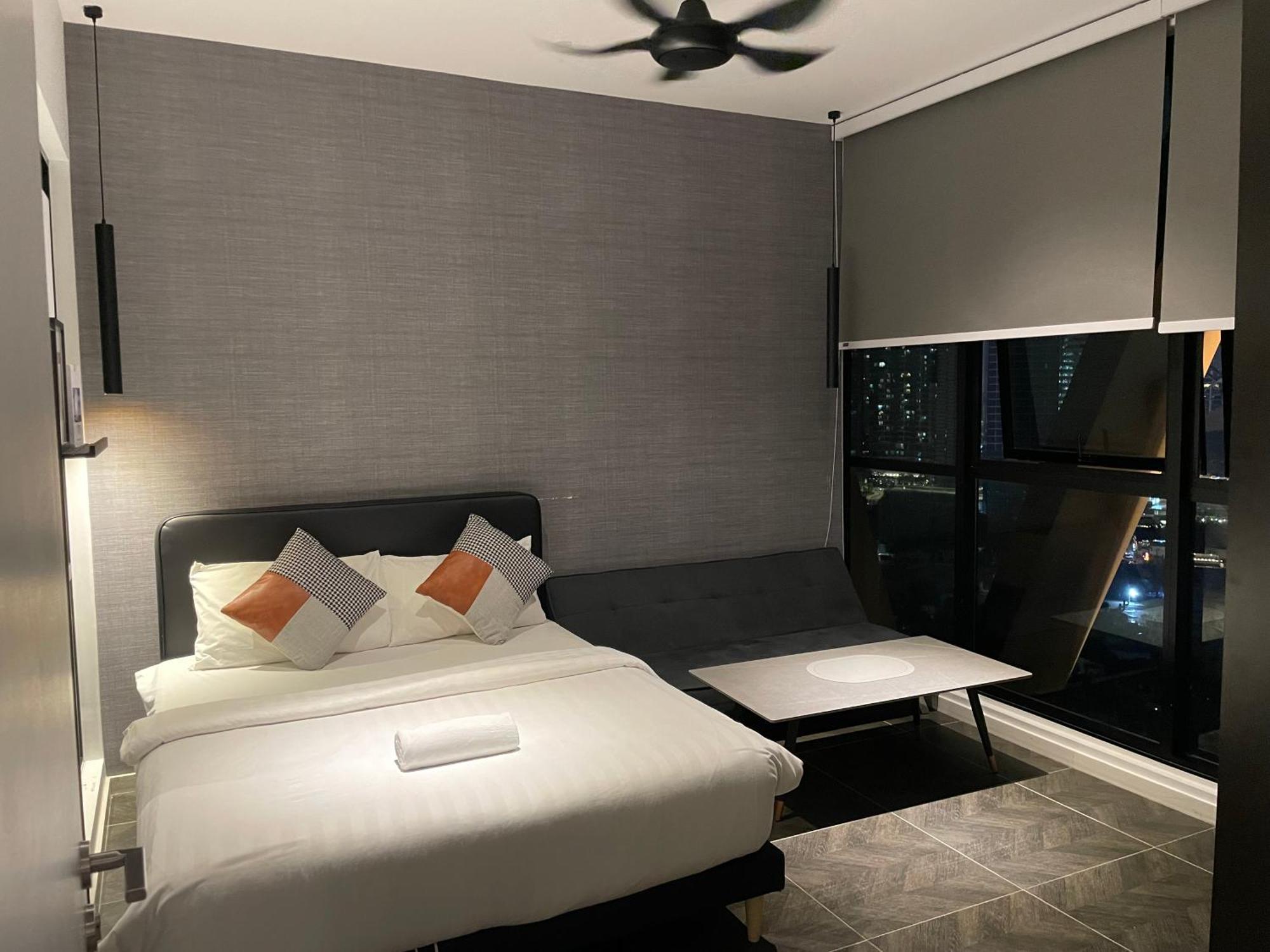 Scarletz Suites Twin Tower Klcc Kuala Lumpur By Okidoki Dış mekan fotoğraf